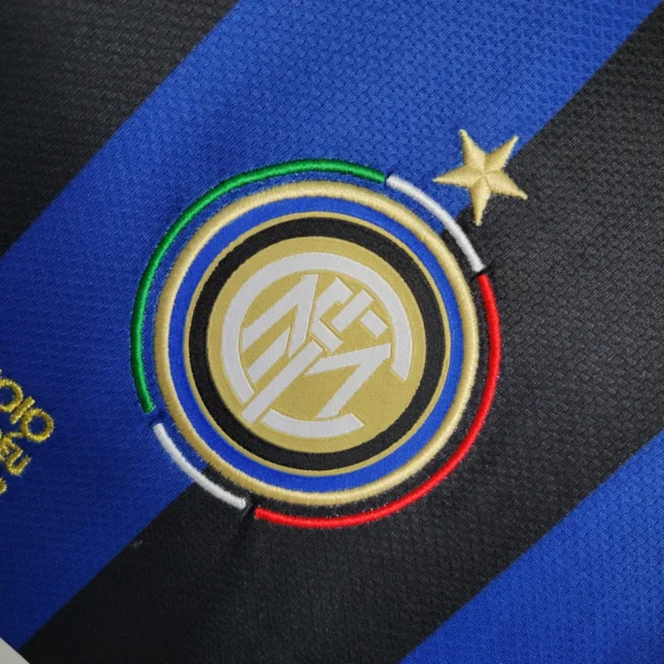 Inter Milan Retro Kit 2010 UCL Final (Half Sleeves) - Image 3