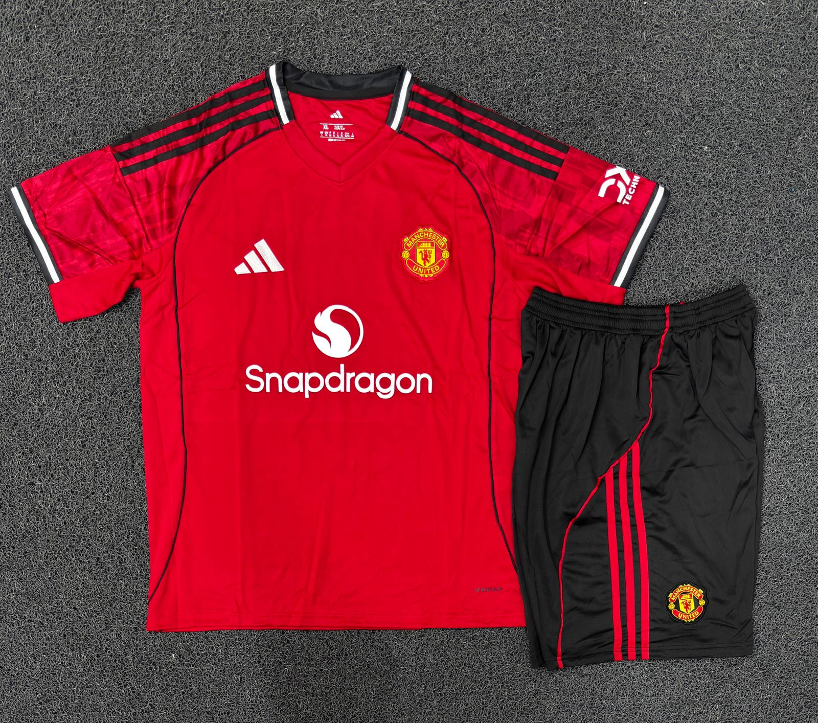 Man United 25/26 Home (1st copy set)